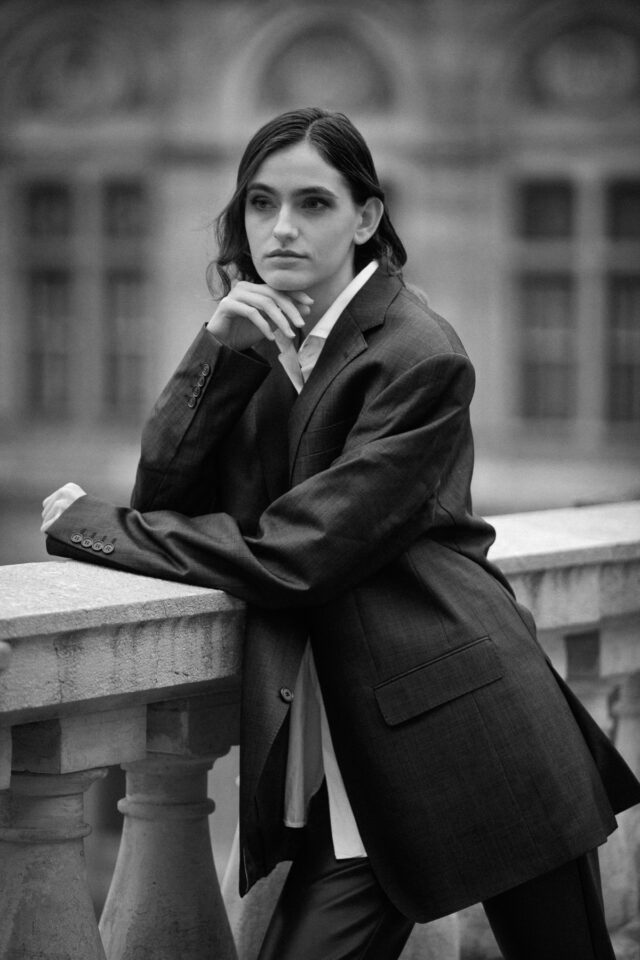 Leni Föger shootet mit dem österreichischen Fotografen Rainer Ressmann im Mailänder Stil in Wien (c) Rainer Ressmann Leni Föger shootet mit dem österreichischen Fotografen Rainer Ressmann im Mailänder Stil in Wien (c) Rainer Ressmann